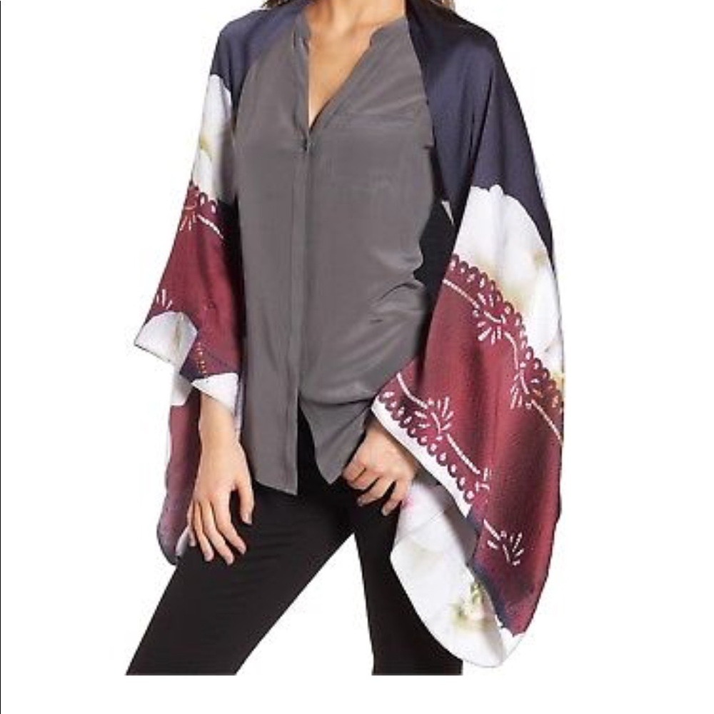 TED BAKER LONDON - Gardenia Silk Cape Scarf